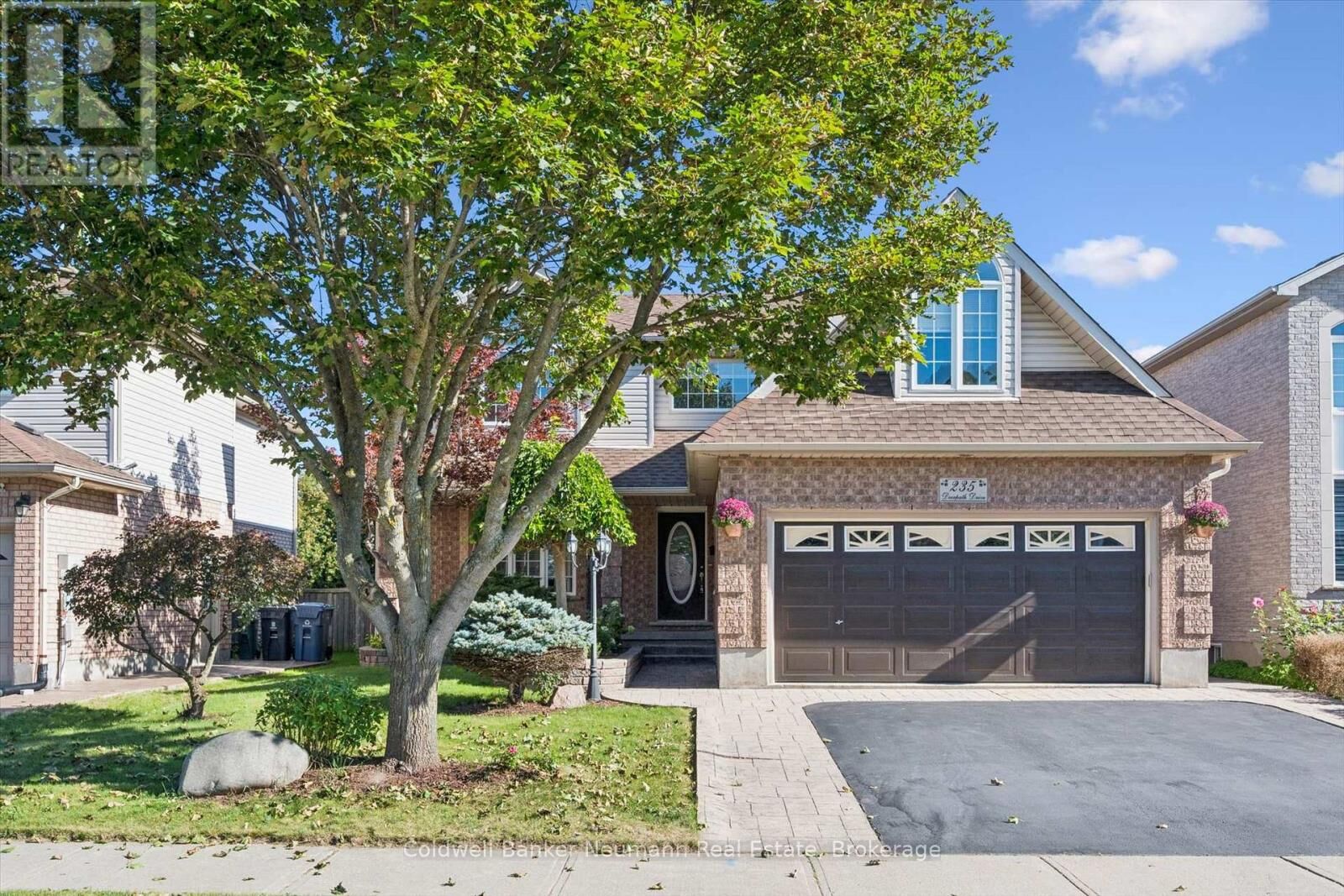 Property Photo:  235 Deerpath Drive  ON N1K 1W5 