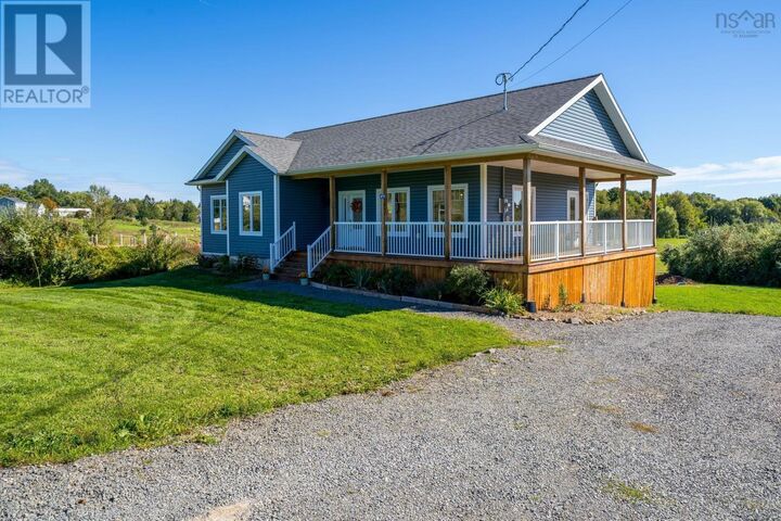 Property Photo:  411 Falmouth Dyke Road Road  NS B0P 1P0 