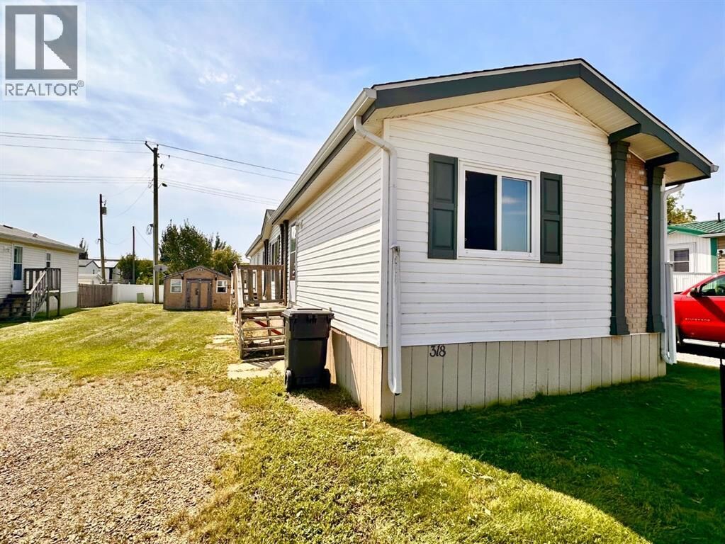 Property Photo:  349 Railway Avenue  AB T0J 0Z0 