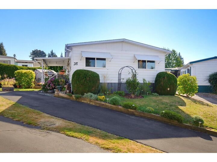 Property Photo: 2035 Martens Street 28 BC V2T 6M3