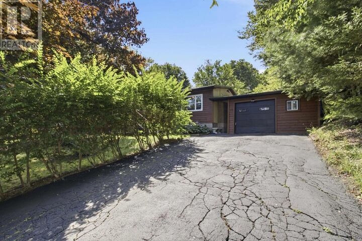 Property Photo: 65 Joyce Court NS B3E 1A8