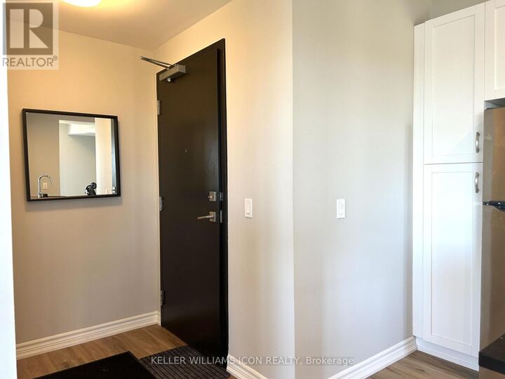 Property Photo:  1350 Hemlock Road 605  ON K1K 5C2 