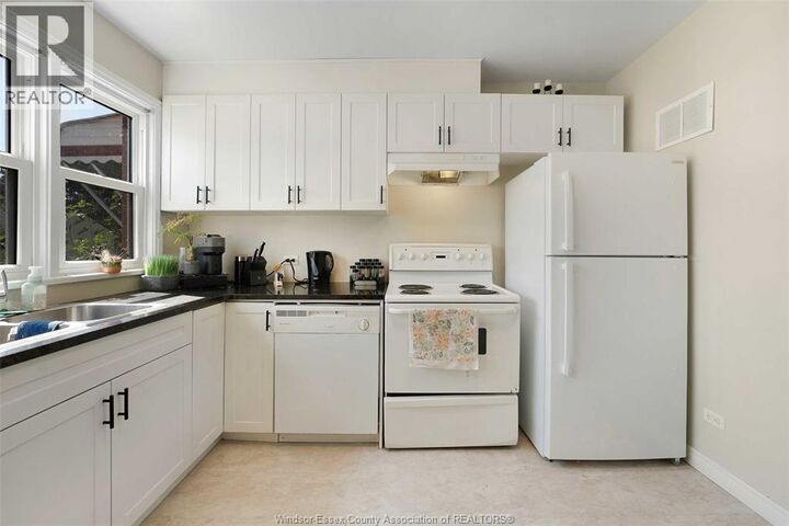 Property Photo: 2244 Vercheres Avenue ON N9B 1P1