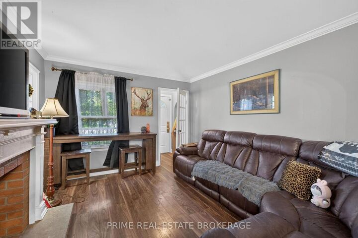 Property Photo: 586 Cheapside Street ON N5Y 3X8