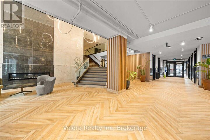 Property Photo:  161 Laurier Avenue West 715  ON K1P 5J2 
