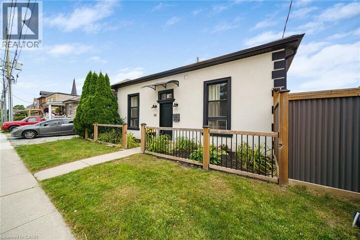 Property Photo:  28 Cambridge Street  ON N1R 3R7 