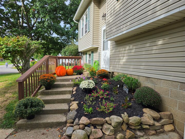 Property Photo:  9142 Dover Lane  PA 16417 