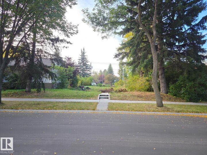 Property Photo:  13567 107A Avenue NW  AB T5M 2A6 