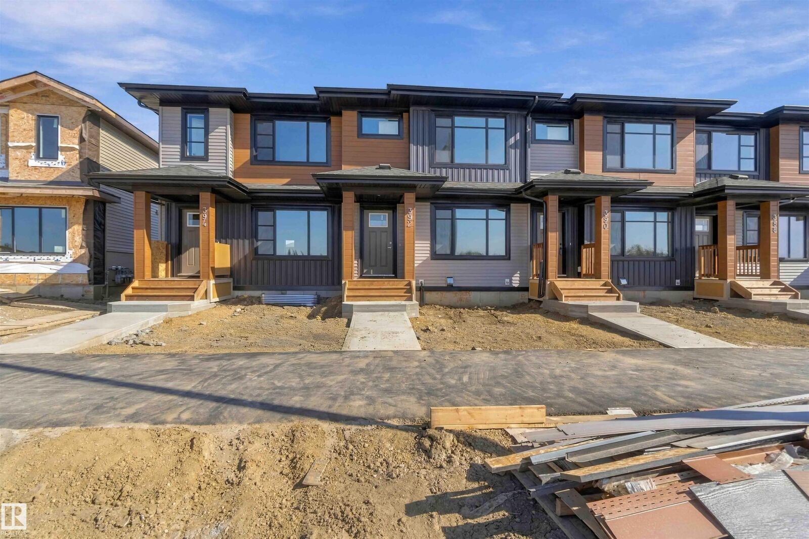Property Photo:  392 Eastwood Drive  AB T7X 4S9 