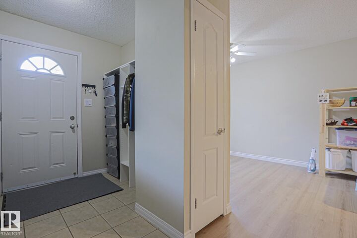 Property Photo:  319 Telford Court  AB T9E 5N2 