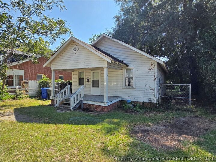 Property Photo:  1103 Branson Street  NC 28305 