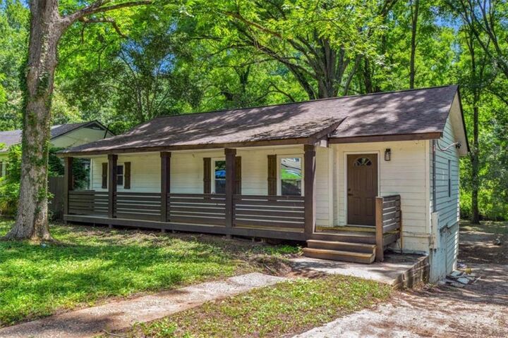 Property Photo: 2256 Carey Drive GA 30315