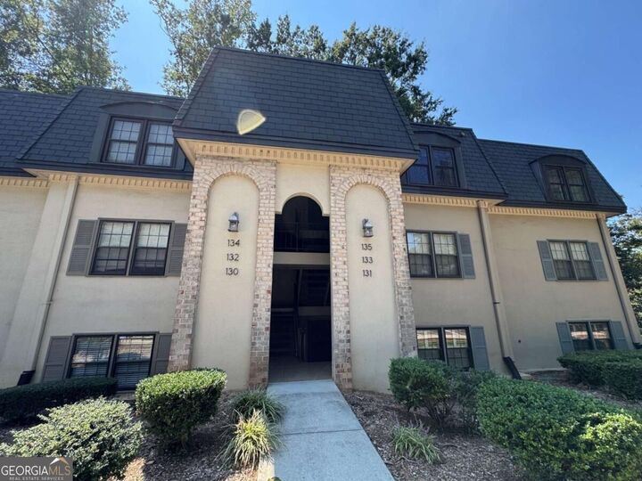Property Photo:  135 Elysian Way NW  GA 30327 