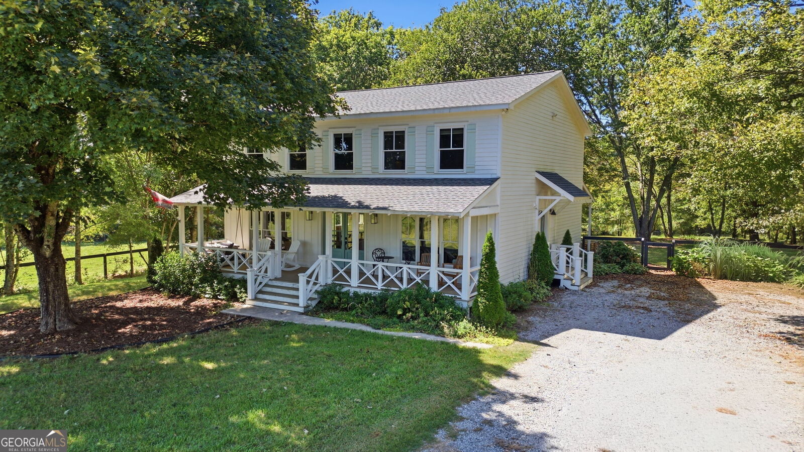 Property Photo: 5425 Howard Road GA 30040