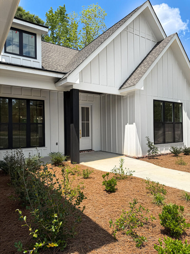 Property Photo: 41 Forest Barnes MS 39465