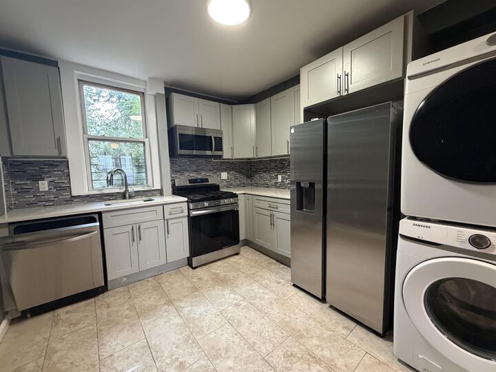 Property Photo: 445 West Side Ave 2 NJ 07304