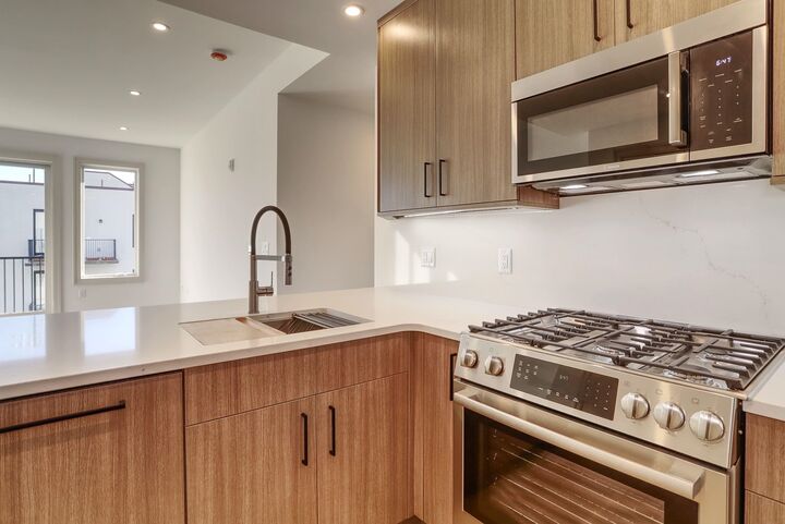 Property Photo:  921 Madison St 303  NJ 07030 