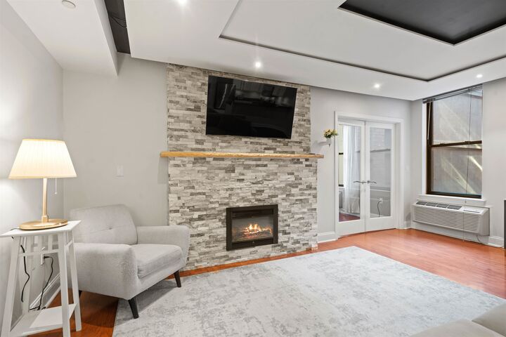 Property Photo: 4301 Park Ave 7F NJ 07087