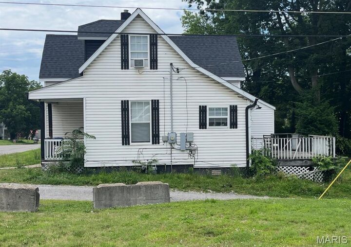 Property Photo: 918 William Street MO 63703