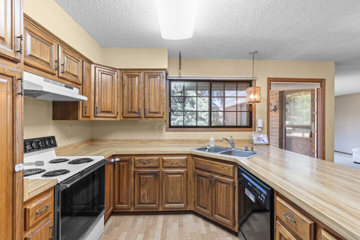 Property Photo:  8122 S Legend Dr  WI 53132 