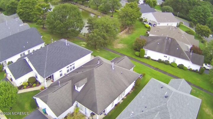 Property Photo:  4 Summerlawn Drive  NJ 08701 