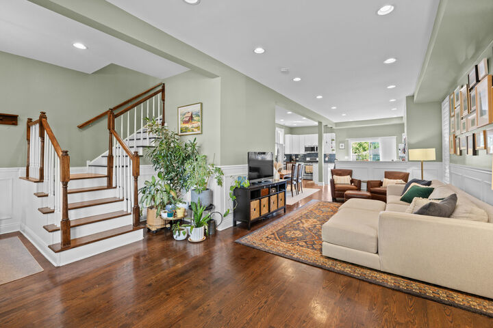 Property Photo: 1723 N Kimball Avenue IL 60647
