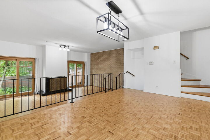 Property Photo:  1174 E 53rd Street  IL 60615 