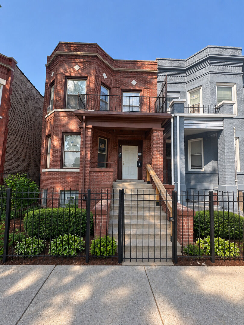 Property Photo:  6820 S Prairie Avenue  IL 60637 