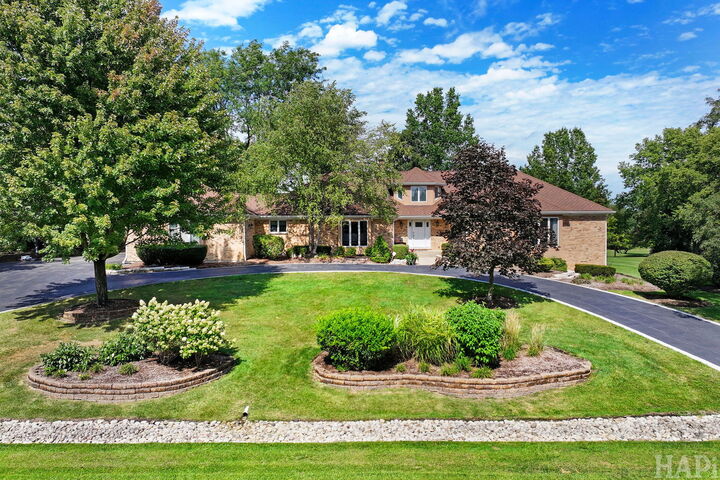 Property Photo:  1726 Galloway Circle  IL 60010 