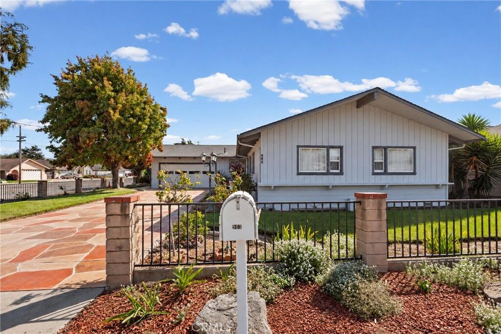 Property Photo:  903 Sandalwood Avenue  CA 93420 