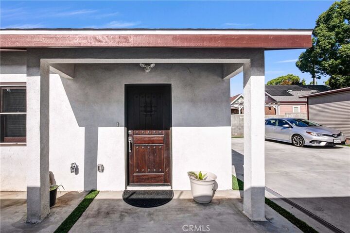 Property Photo: 696 E 9th C CA 91786