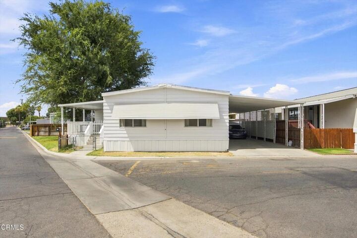 Property Photo: 4401 Hughes Lane 67 CA 93304