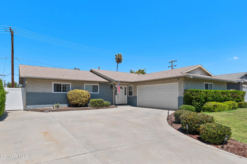 Property Photo: 1607 Edmund Street CA 93065