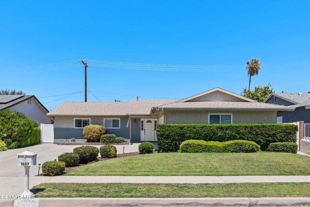 Property Photo:  1607 Edmund Street  CA 93065 