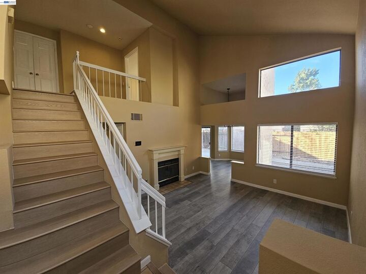 Property Photo:  1063 Mepham Dr  CA 94565 