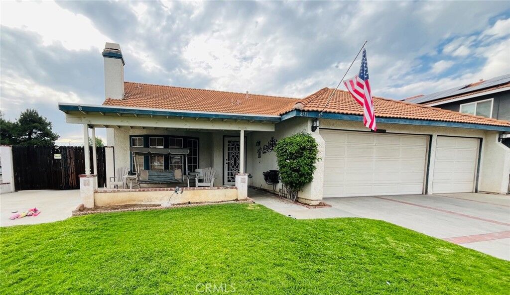 Property Photo:  8751 Rosebay Court  CA 92508 