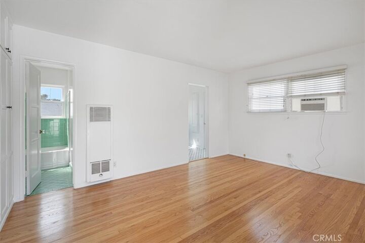 Property Photo:  1126 Chelsea Avenue A  CA 90403 