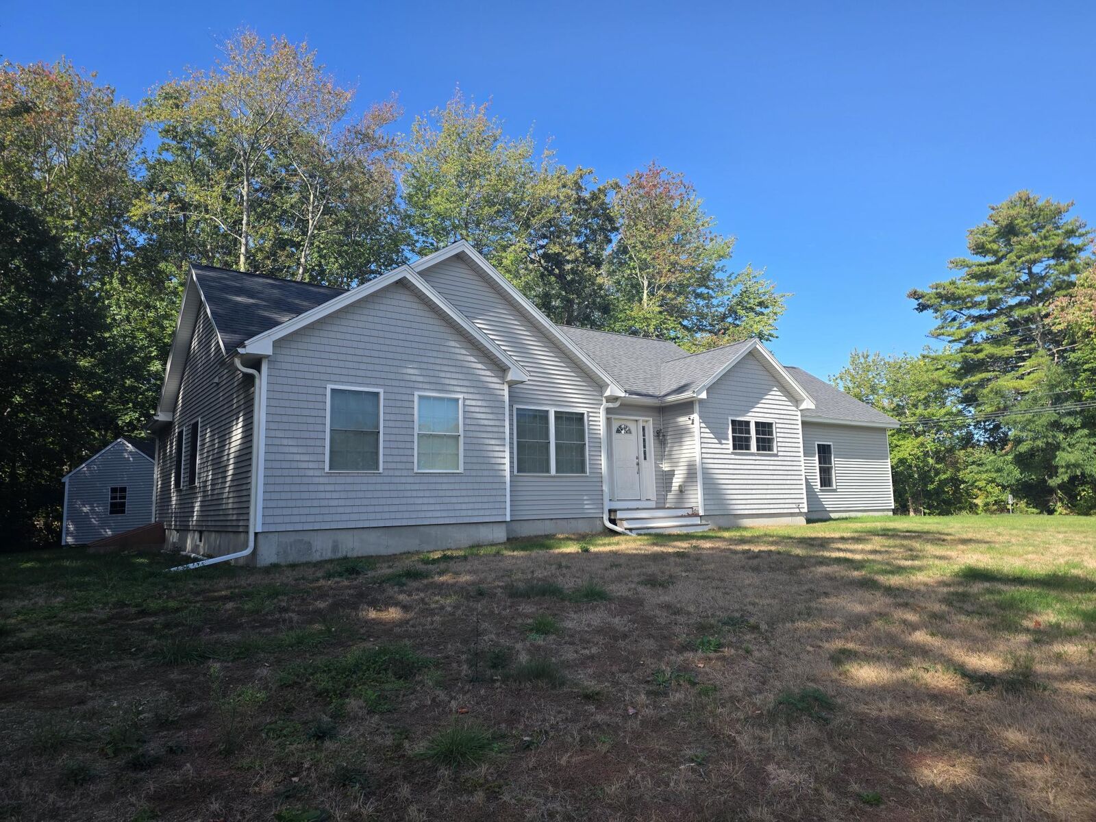Property Photo:  32 Elmwood Avenue  ME 04074 