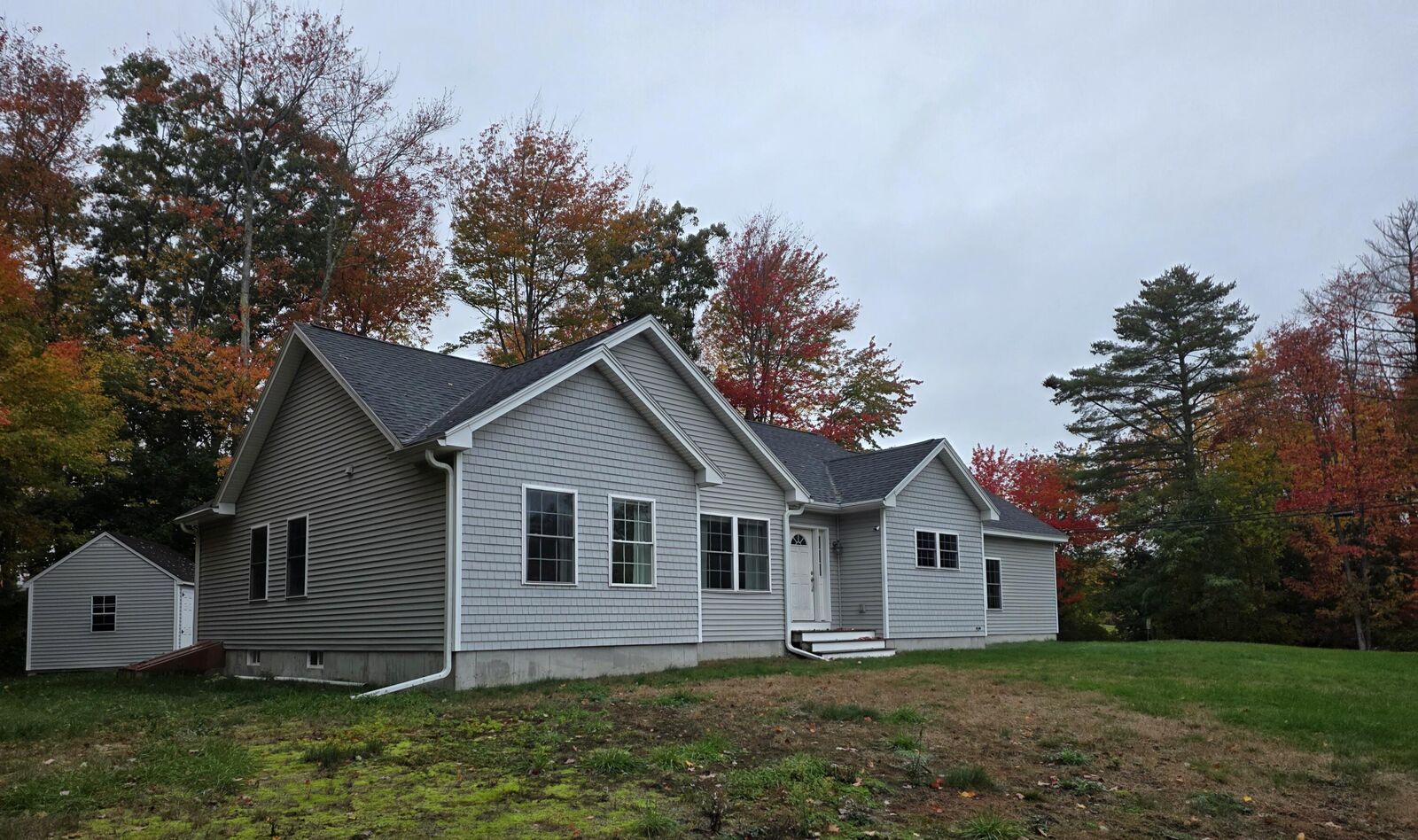 Property Photo: 32 Elmwood Avenue ME 04074