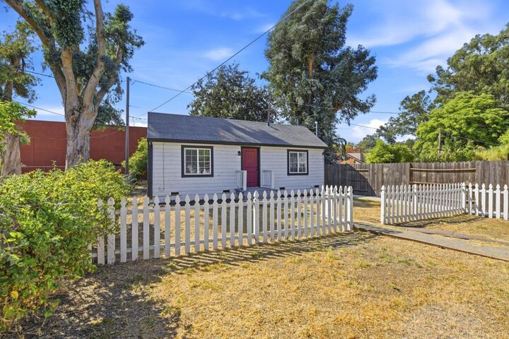 Property Photo: 3434 San Carlos Way CA 95817