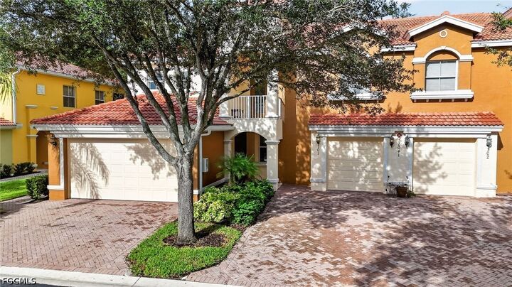 Property Photo: 12041 Lucca Street 101 FL 33966