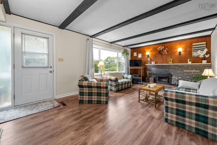 Property Photo:  10 Caudle Park Crescent  NS B4C 1Z2 