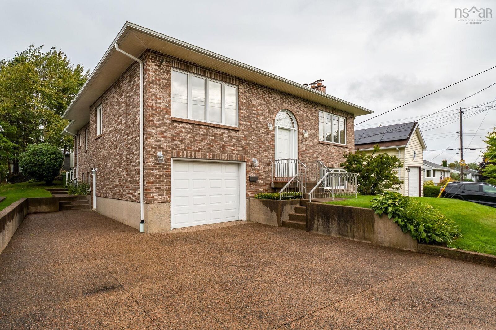 Property Photo: 3 Keystone Court NS B3N 3B3