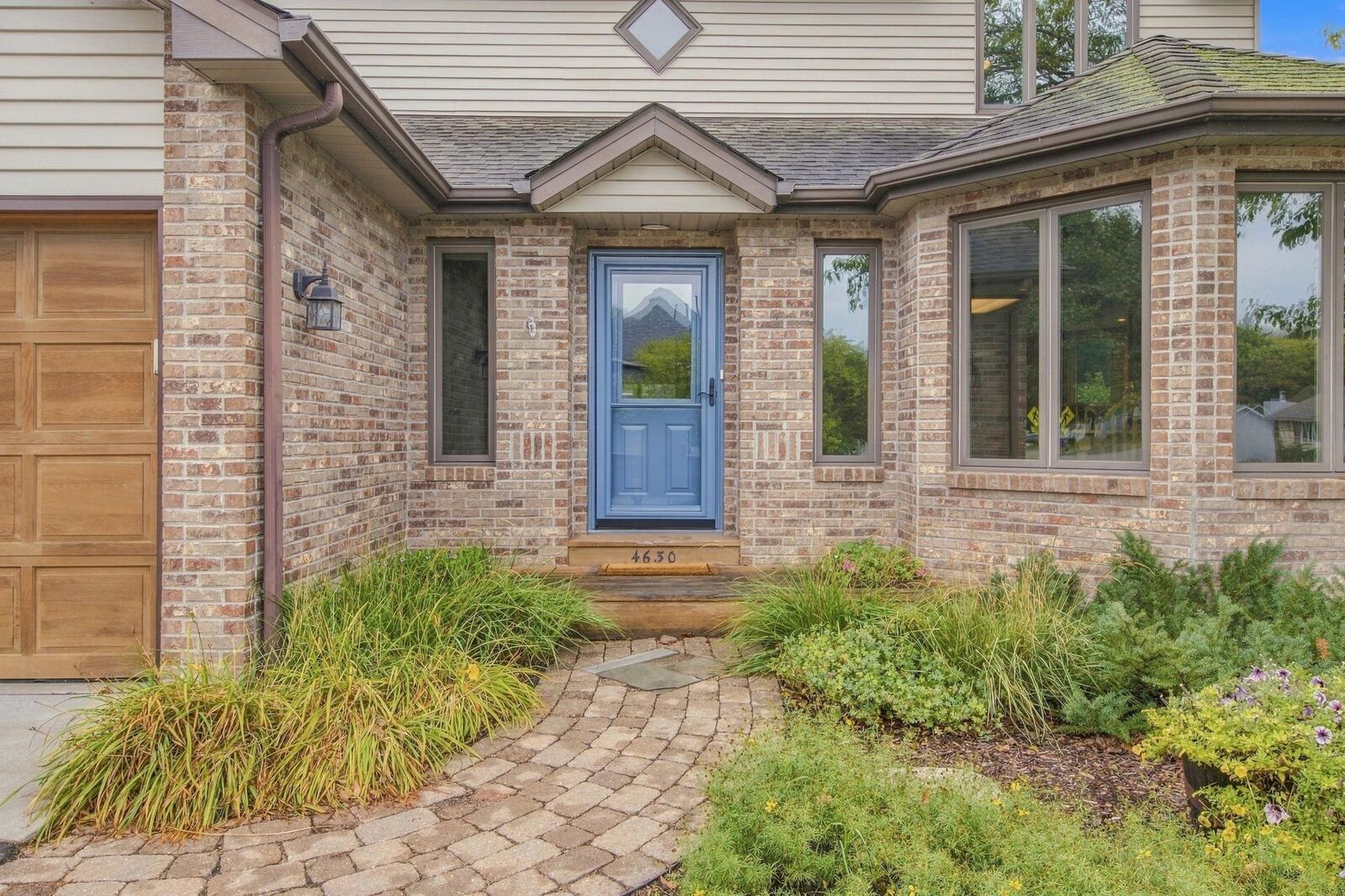 Property Photo:  4630 Valley Forge Lane N  MN 55442 