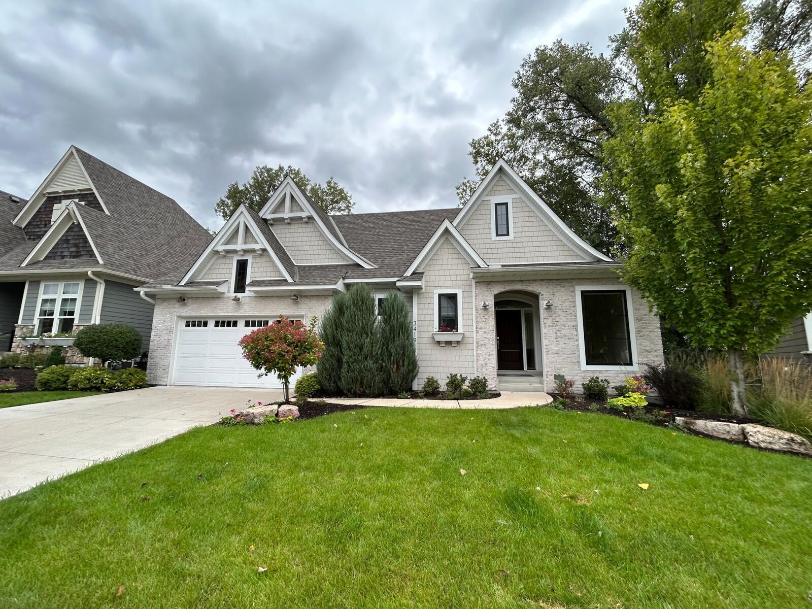 Property Photo:  3419 Groveland Lane  MN 55345 