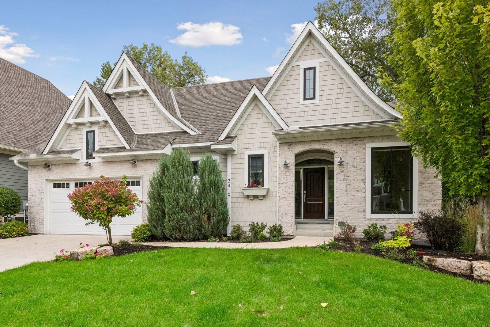 Property Photo: 3419 Groveland Lane MN 55345