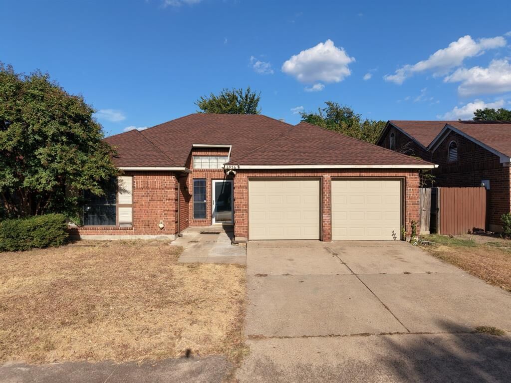 Property Photo: 6936 Cedar Knoll Drive TX 75236