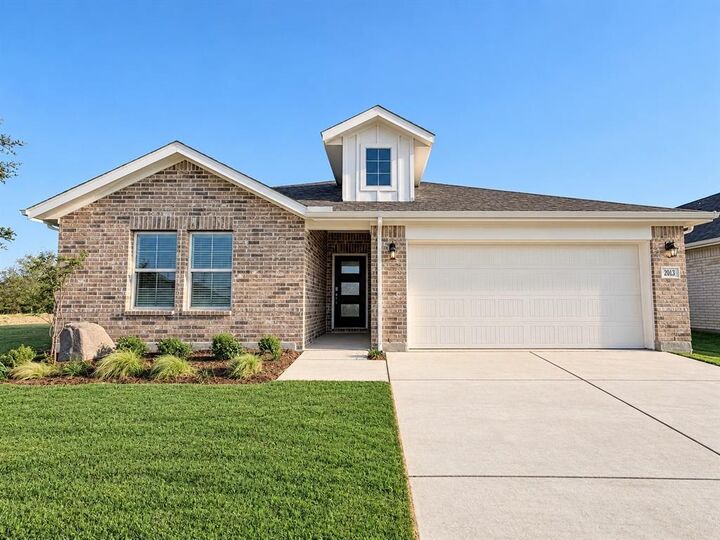 Property Photo: 2013 Bayou Glen Drive TX 76207