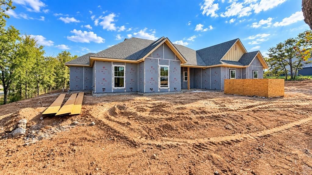 Property Photo:  119 Spring Valley Road  TX 76073 