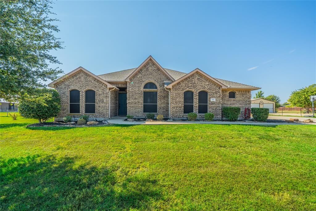 Property Photo: 166 Oxford Ranch Road TX 75167